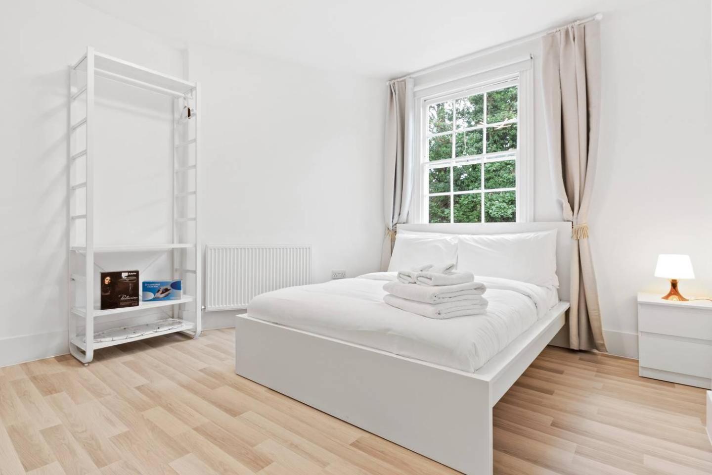 לונדון Airy Spacious 1 Bedroom Aprtment With Garden In Brixton מראה חיצוני תמונה